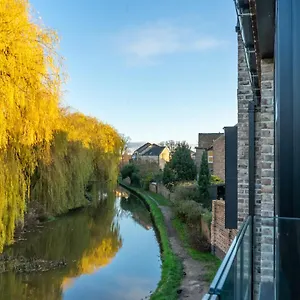 The Holt York-charming House With 3 Bedrooms York