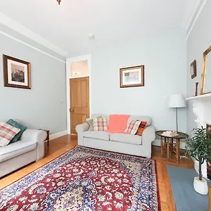 https://apt-charming-old-town.edinburghhotelsuk.org